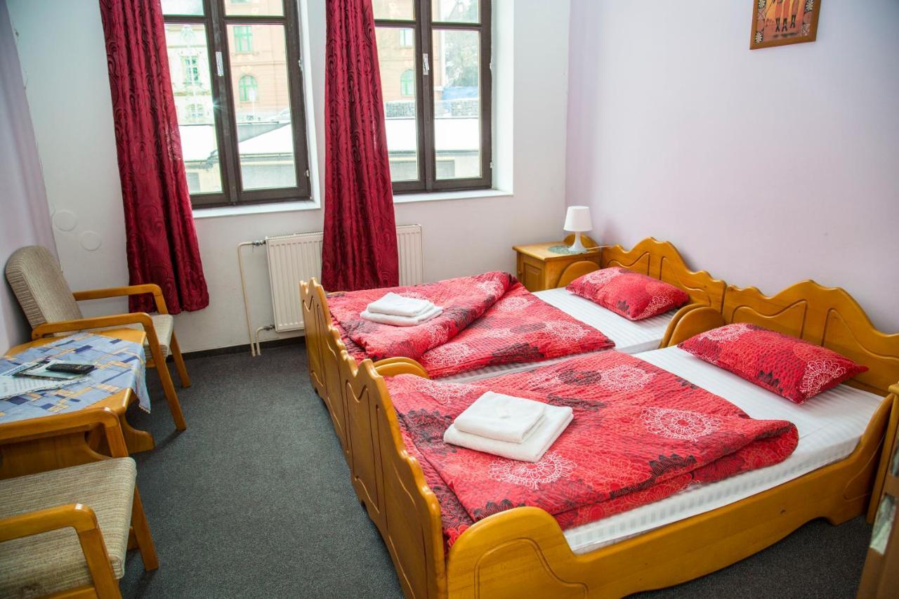 Hotel U Mesta Prahy Náchod Dış mekan fotoğraf