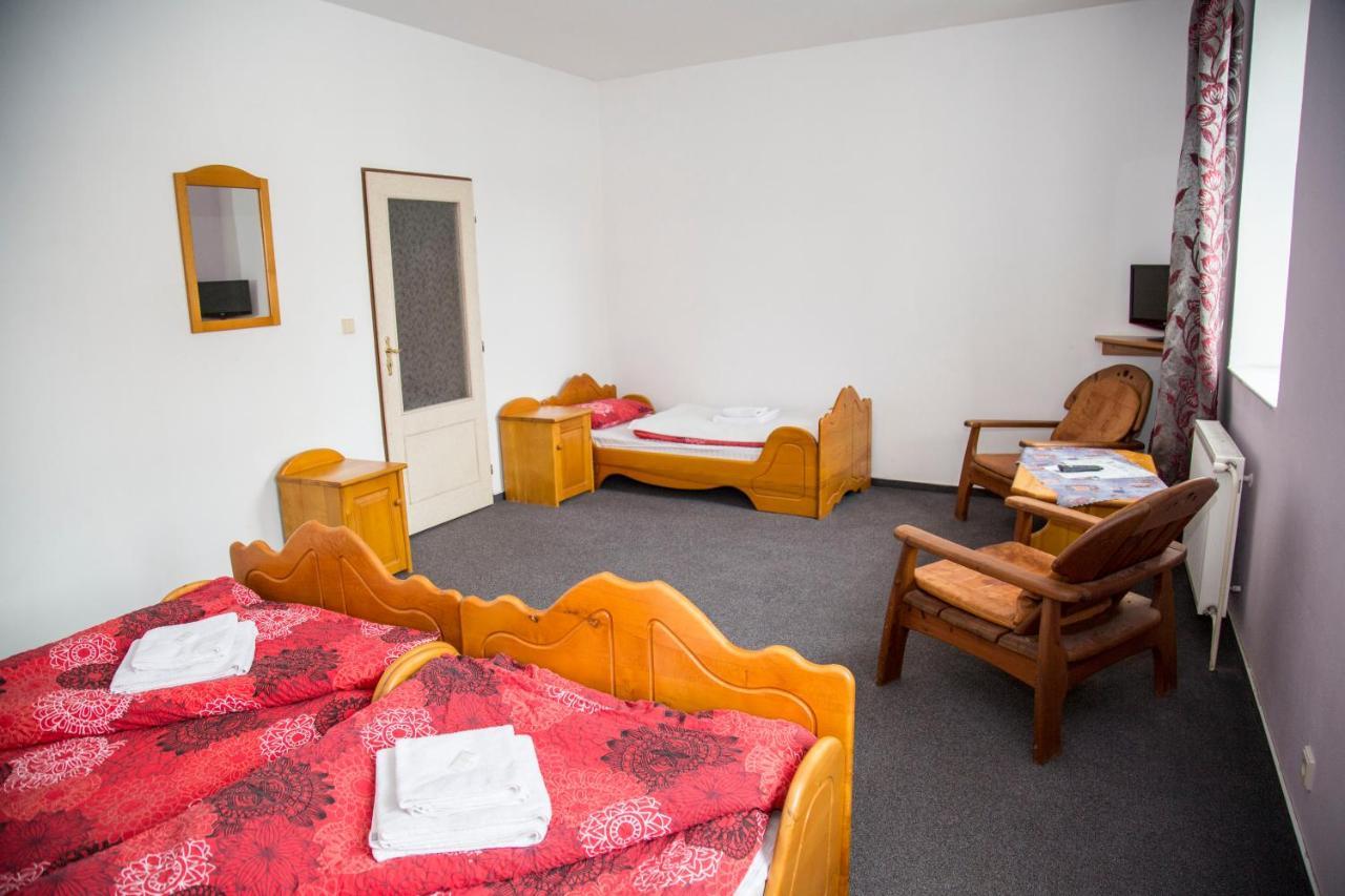 Hotel U Mesta Prahy Náchod Dış mekan fotoğraf